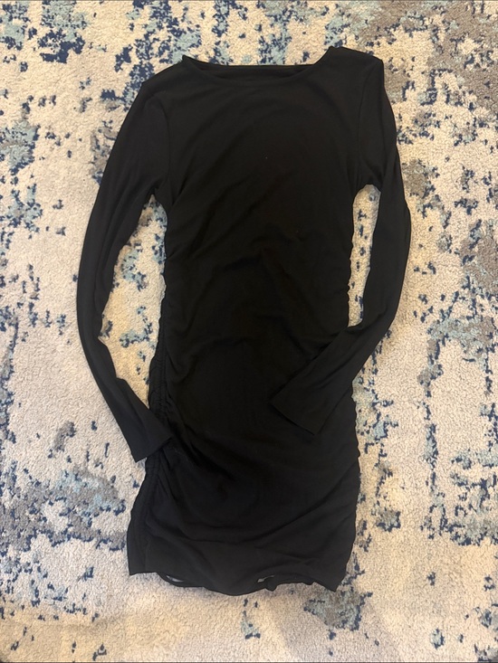 Tops - Black Women's Long Sleeve Ruched Side Top